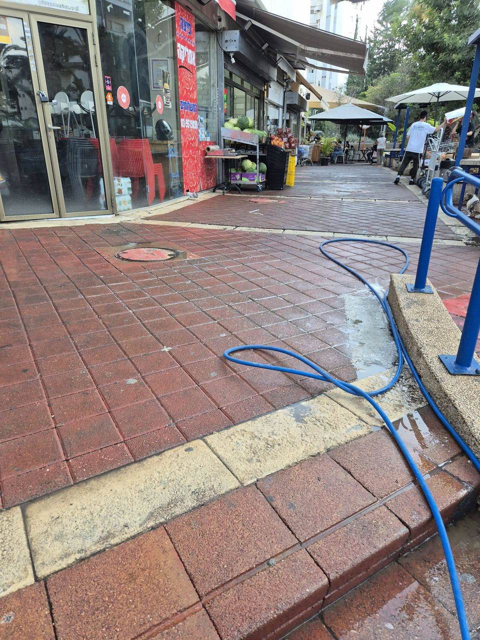מרכז גנים ראשון לציון אחרי ניקיון בלחץ מים